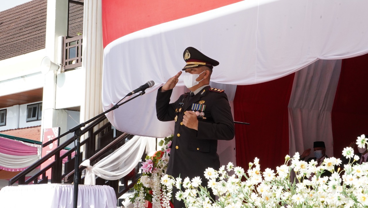 Kapolres Pimpin Upacara Peringatan Hari Pahlawan Tahun 2021 ...