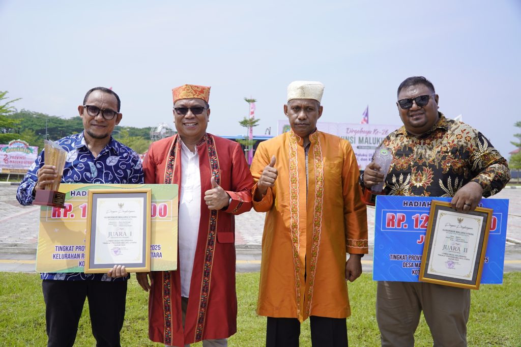 Hadiri Peringatan HUT ke 26 Provinsi Malut, Pemkot Tidore Terima Hadiah Lomba Desa/Kelurahan