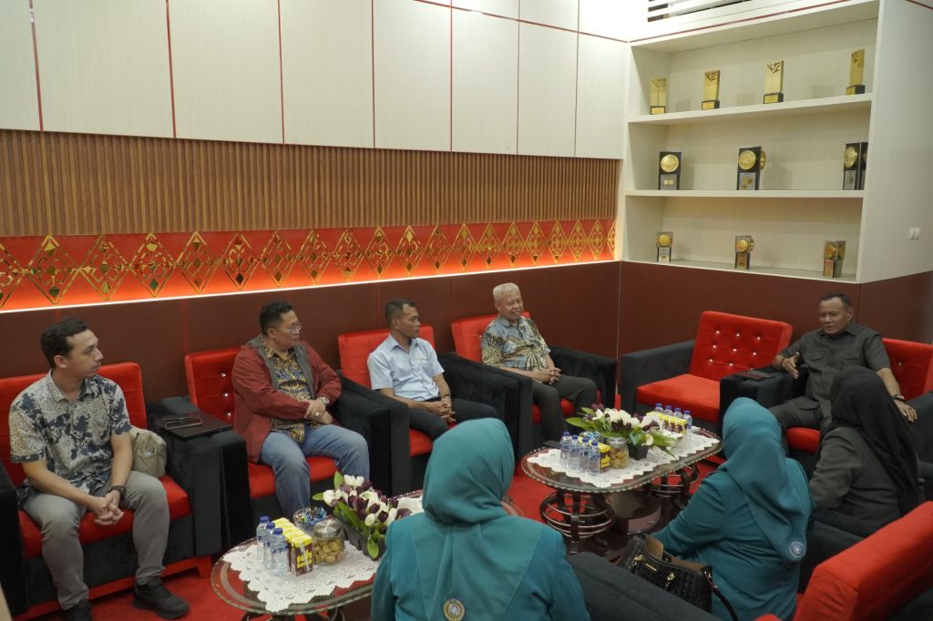 Kunjungan kerja dari PT Temas Shipping