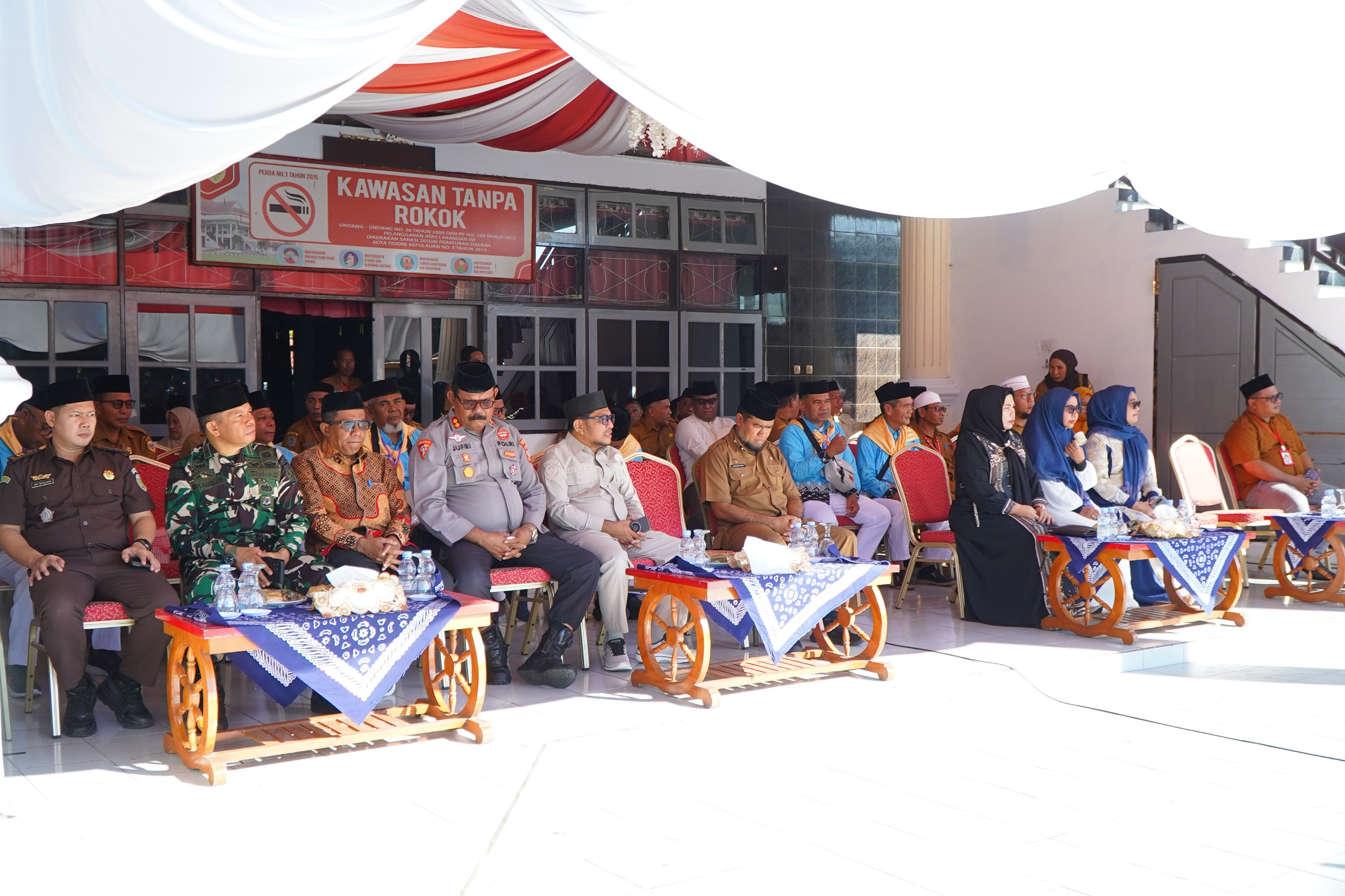 Sebanyak 114 Jamaah Calon Haji Kota Tidore Kepulauan Musim Haji 1447 H/2026M secara resmi dilepas Wali Kota Tidore Kepulauan