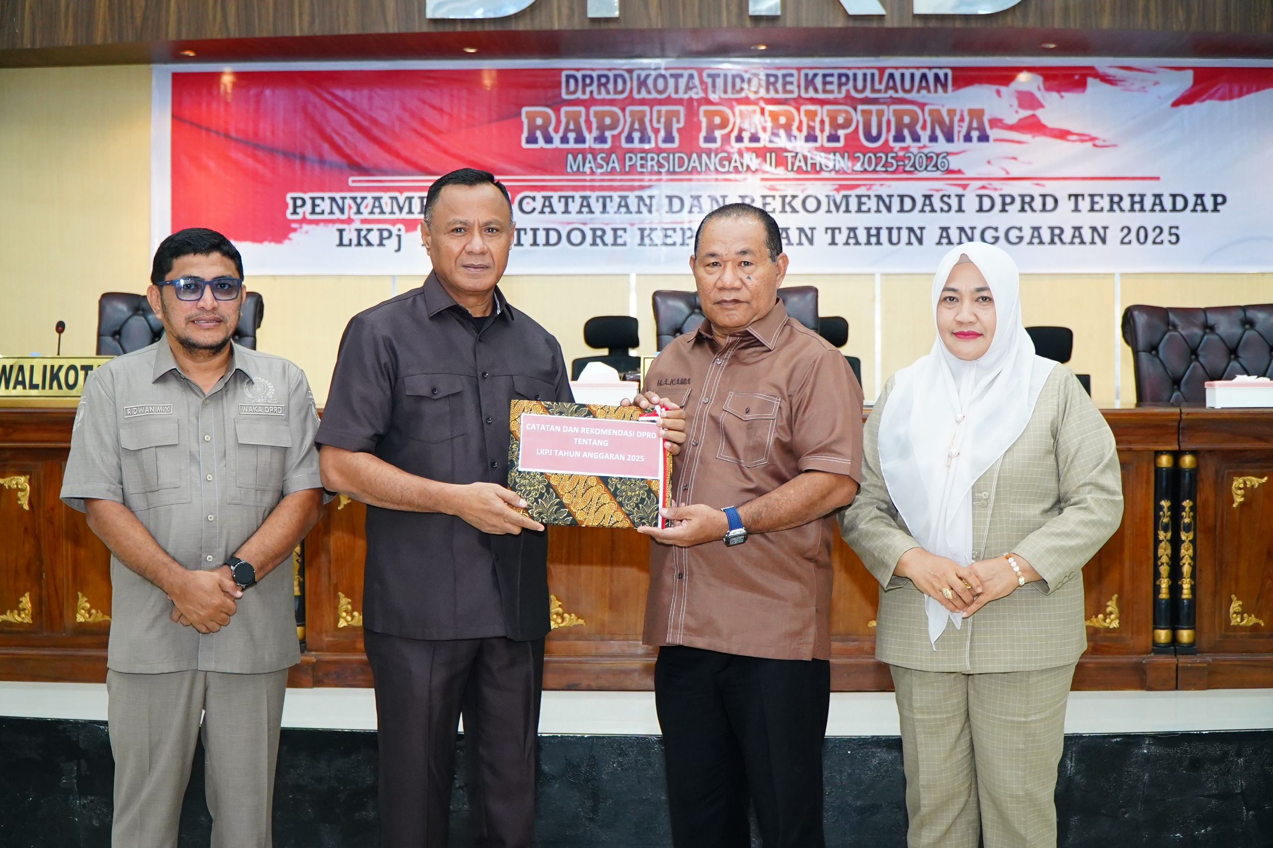 Rapat Paripurna Istimewa DPRD Masa Persidangan II Tahun 2025