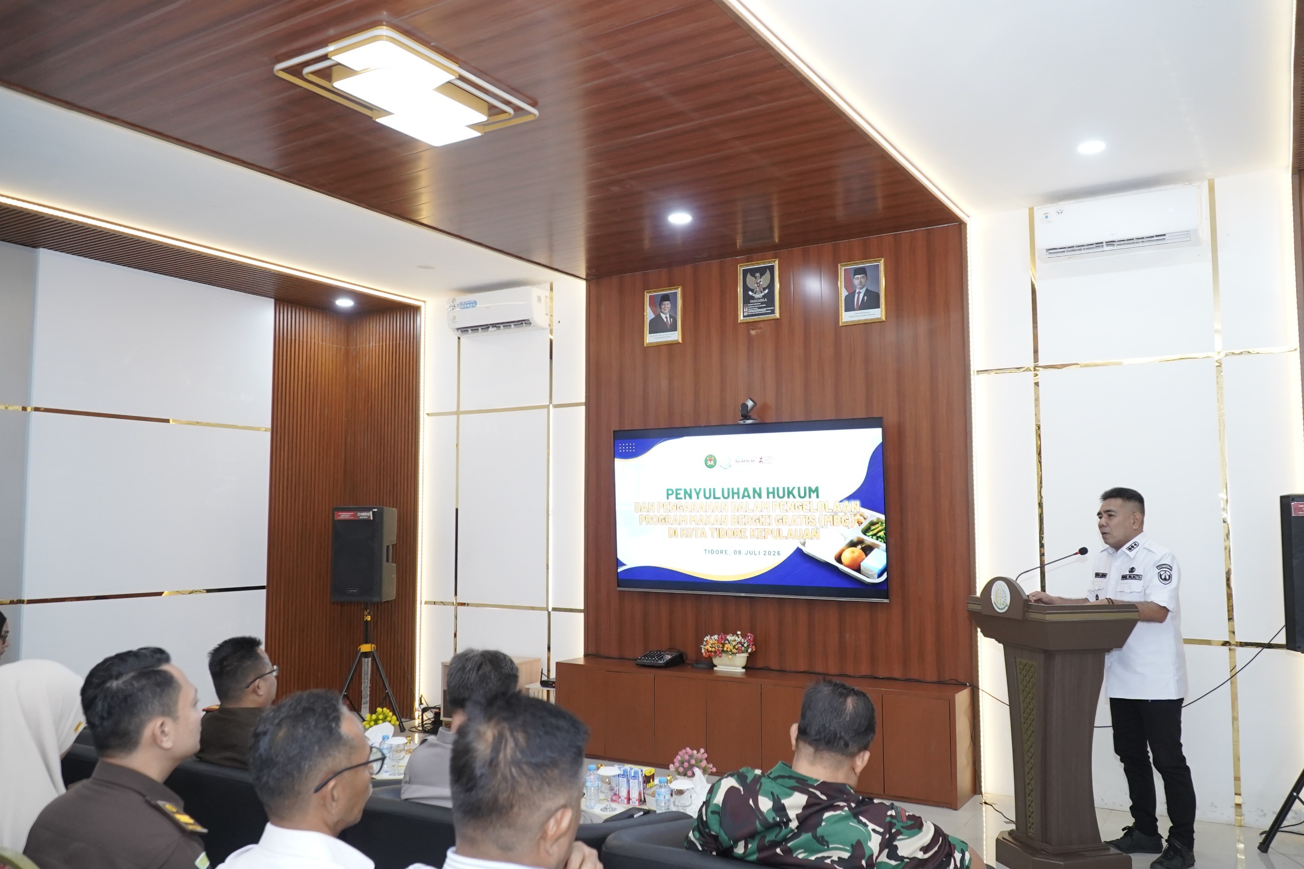 Penyuluhan Hukum dan Pengarahan dalam pengelolaan program makan bergizi gratis (mbg) di Kota Tidore Kepulauan